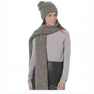 Barefoot Dreams Charcoal Grey Women's Hat and Scarf Set NWT